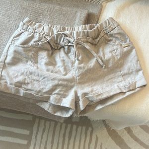 GORGEOUS LINEN SHORTS